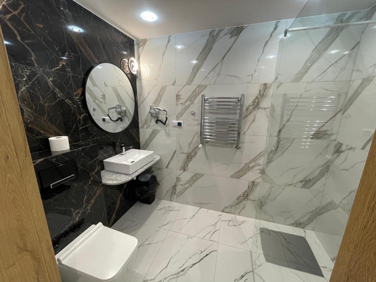 Maly Ksiaze Villa Podzamcze  ภายนอก รูปภาพ